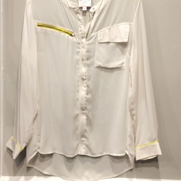 Romeo & Juliet Couture Button Down Blouse -  L - Picture 2 of 8